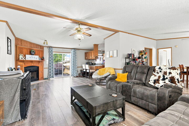 Property Photo:  208 Easy Street  NC 28584 
