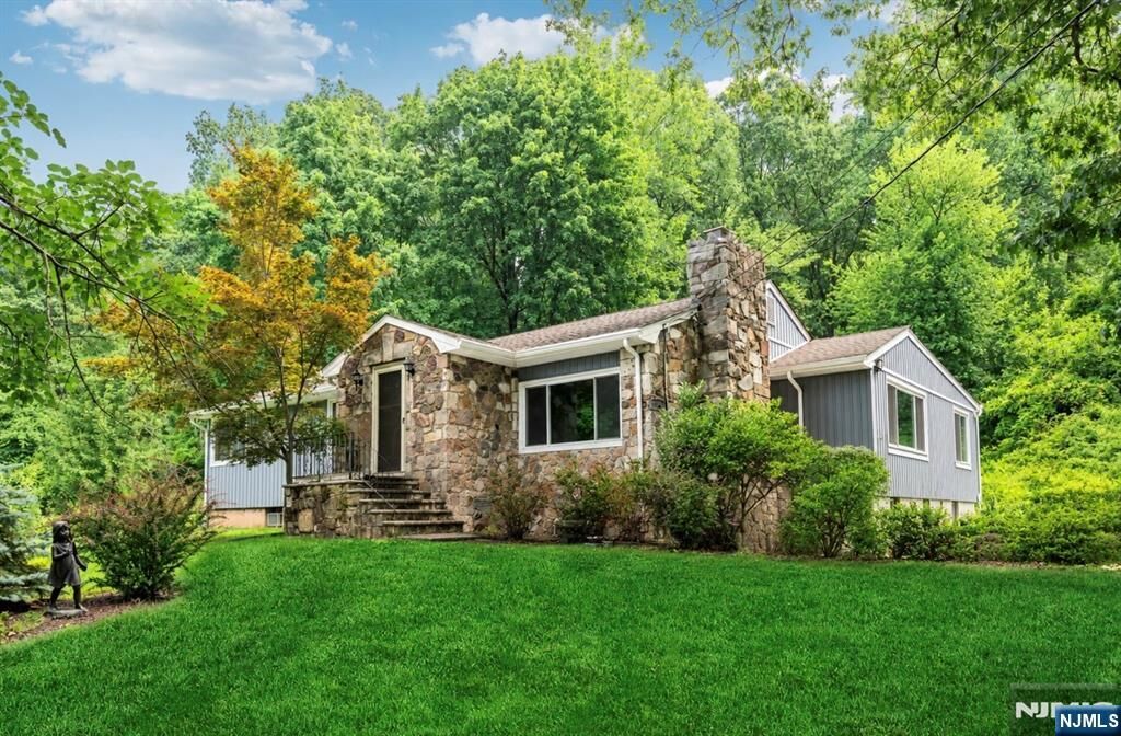 Property Photo: 603 Lackawanna Avenue NJ 07424