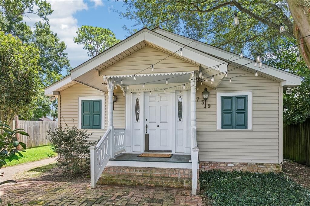 Property Photo:  739 Phosphor Avenue  LA 70005 