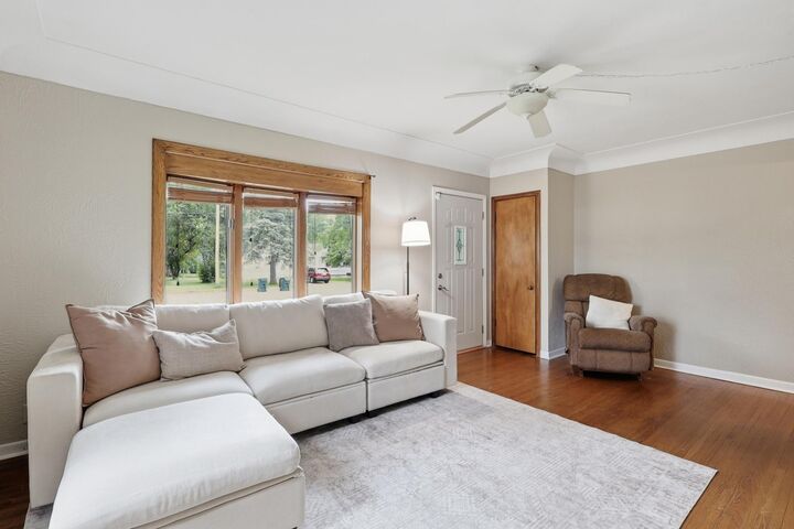Property Photo: 2258 W 105th Street MN 55431