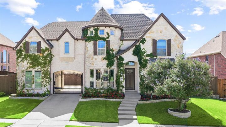 Property Photo: 4664 Maverick Way TX 75010