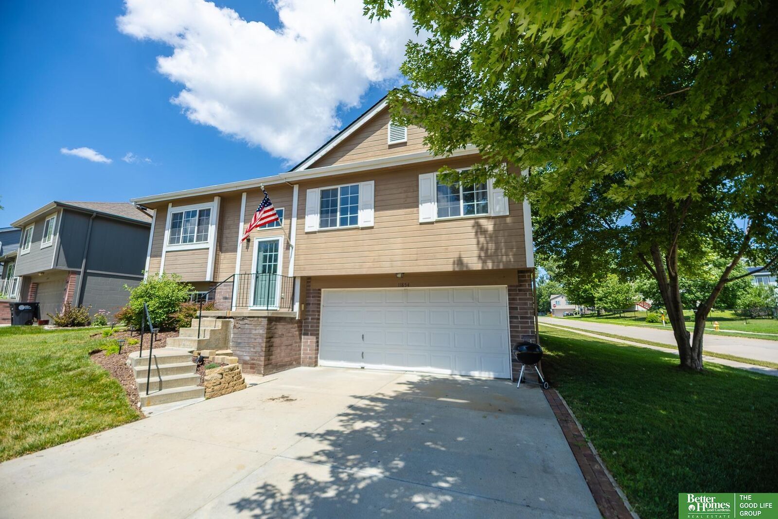 Property Photo:  11854 Newport Avenue  NE 68164 