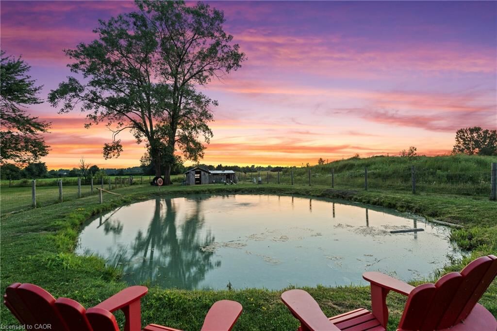 Property Photo: 1519 Merrittville Highway ON L3B 5N5