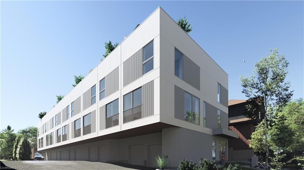 Property Photo: 114 Madison Avenue S 9 ON N2G 3M6