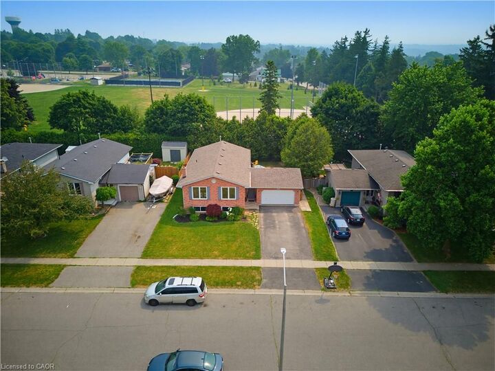 Property Photo: 24 Edward Avenue ON N0E 1N0
