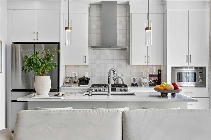 Property Photo:  90 Savoy Landing SE  AB T2S 0G6 