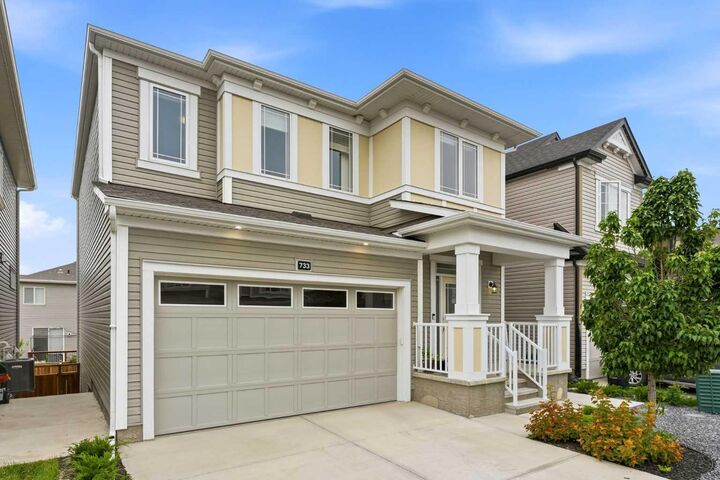 Property Photo:  733 Windrow Manor SW  AB T4B 5H6 