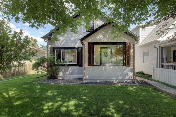 508 9 Street NE — photo 1
