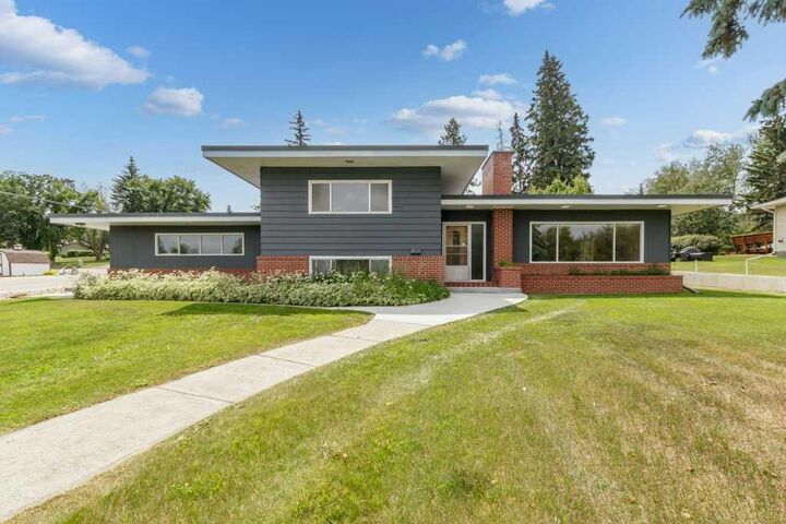 5307 48 Avenue — photo 1