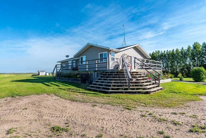 Property Photo: 49148 Rgd Rd 3261 SK S0M 1H0