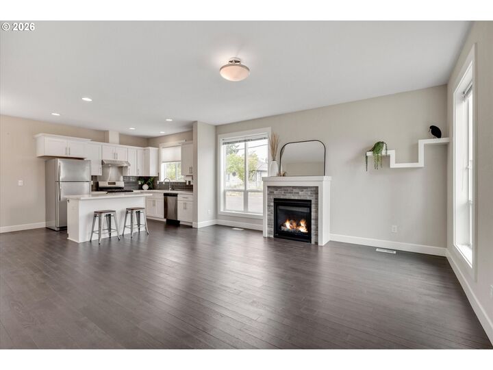 Property Photo: 8209 SE 69th Ave OR 97206