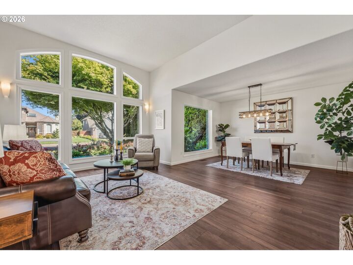 Property Photo: 10864 SW Hunt Ct OR 97070