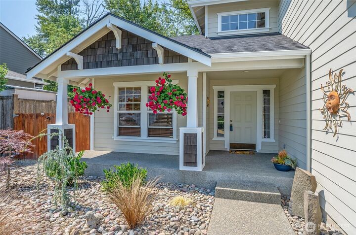 Property Photo: 714 122nd Avenue Ct E WA 98372