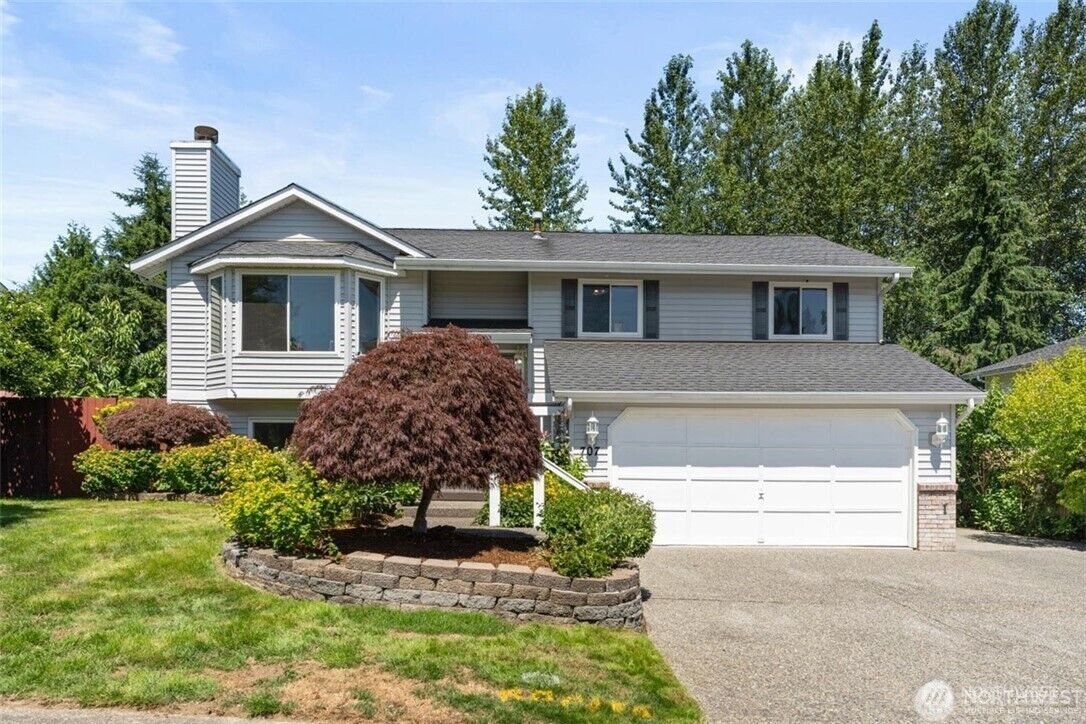 Property Photo: 707 146th Street SW WA 98087