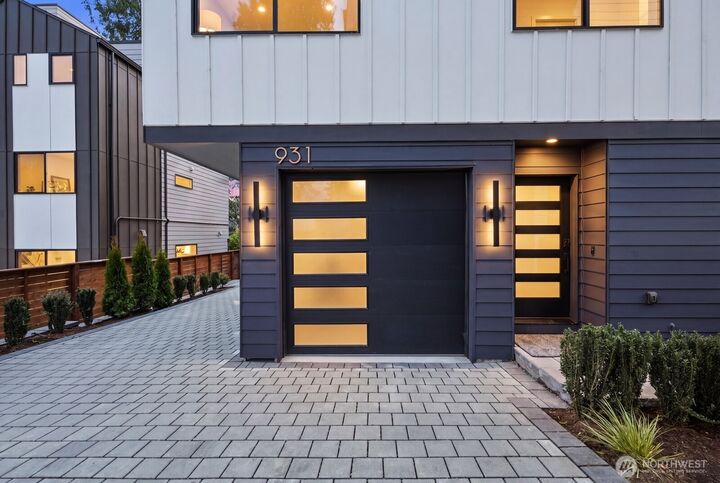 Property Photo: 931 N 87th Street WA 98103