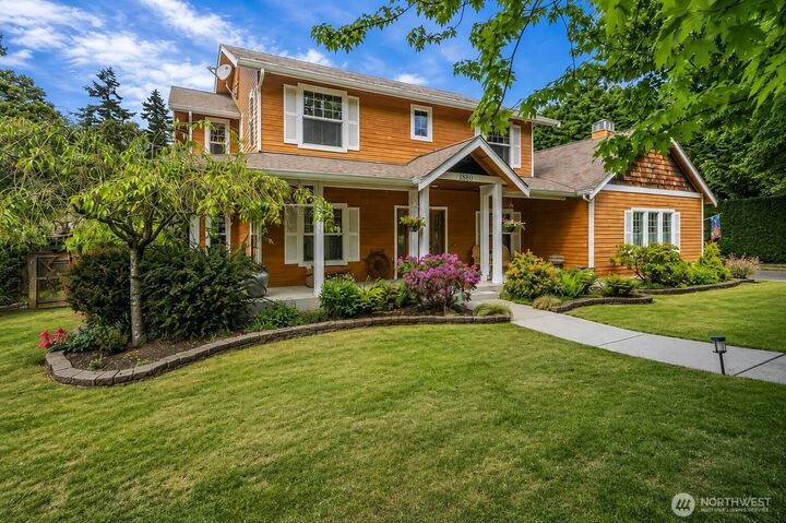 Property Photo: 1850 Maple Street WA 98368