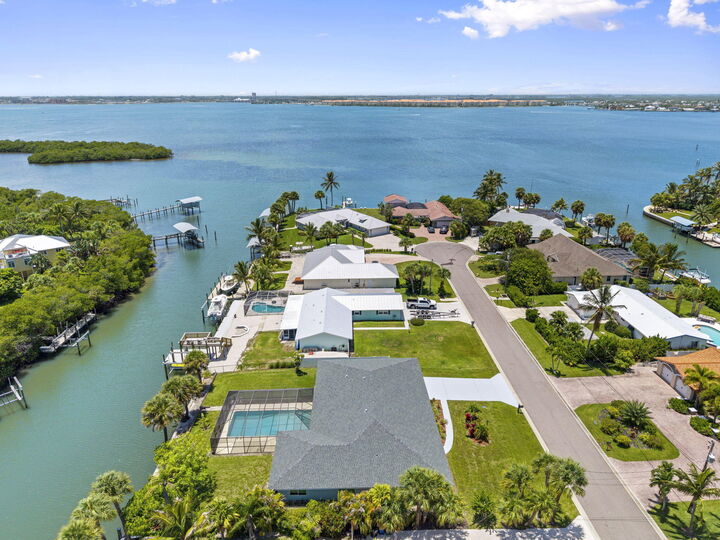 Property Photo: 1709 Rio Vista Drive FL 34949