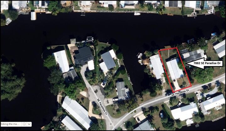 Property Photo:  7882 SE Paradise Drive  FL 34997 