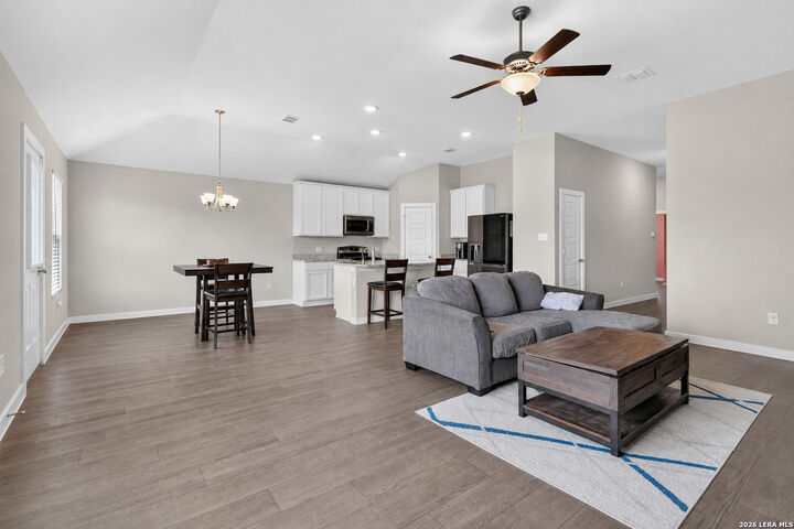 Property Photo: 10746 Francisco Way TX 78109