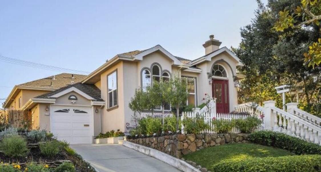 Property Photo:  2113 Hillside Drive  CA 94010 