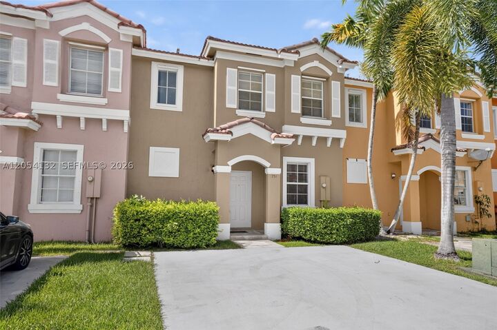 Property Photo: 751 SE 2nd St FL 33030