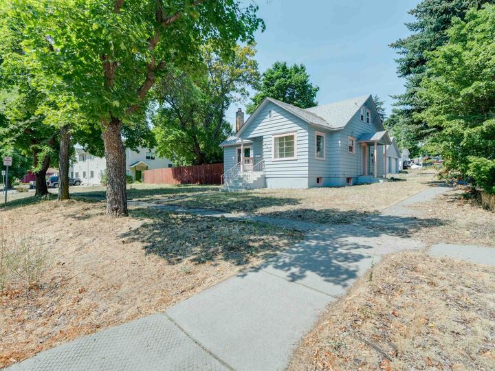 Property Photo: 324 4th St WA 99004