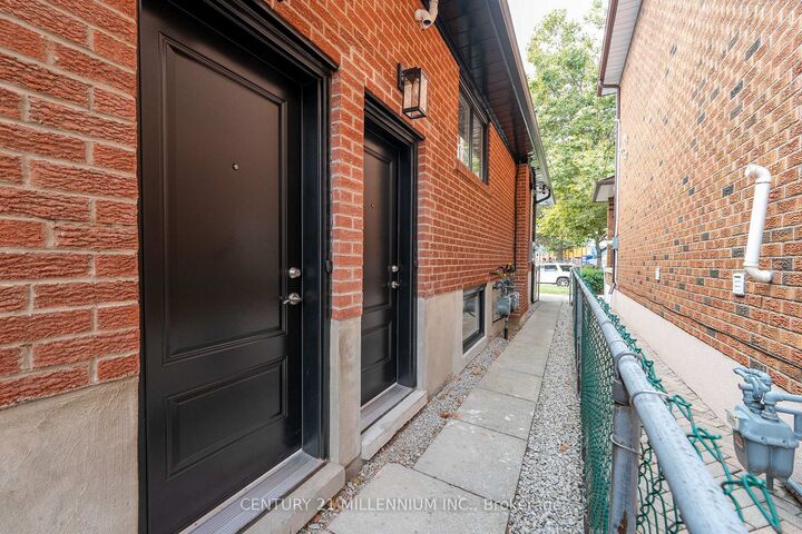 Property Photo: 31 Mariposa Avenue C ON M6N 4A1