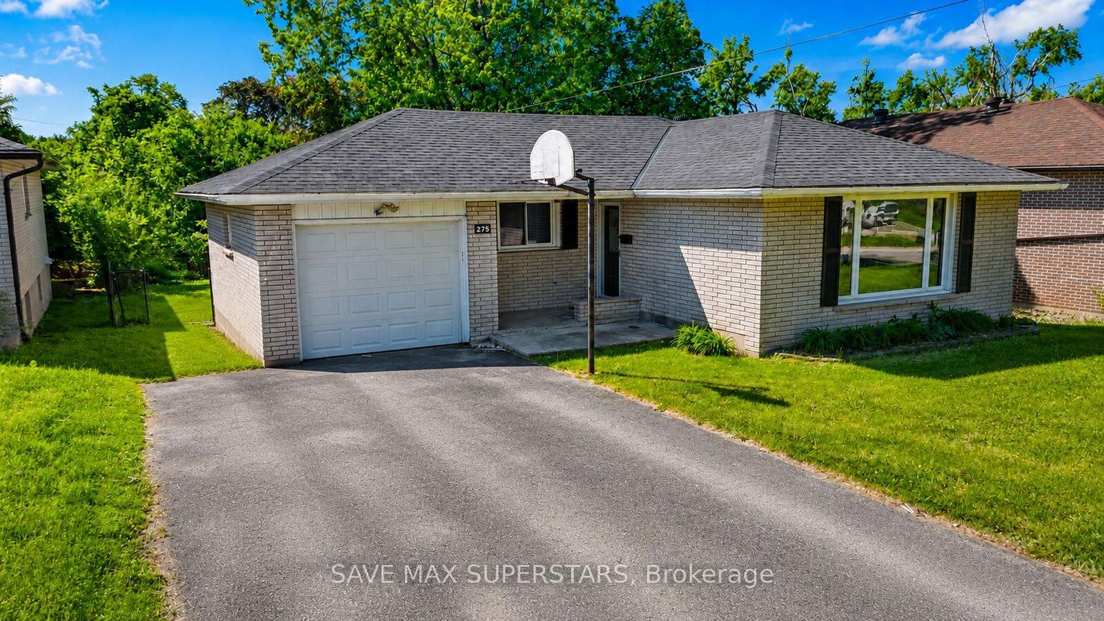 Property Photo:  275 Grove Street E  ON L4M 2R2 
