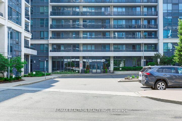 Property Photo: 370 Highway 7 N/A E 615 ON L4B 0C4