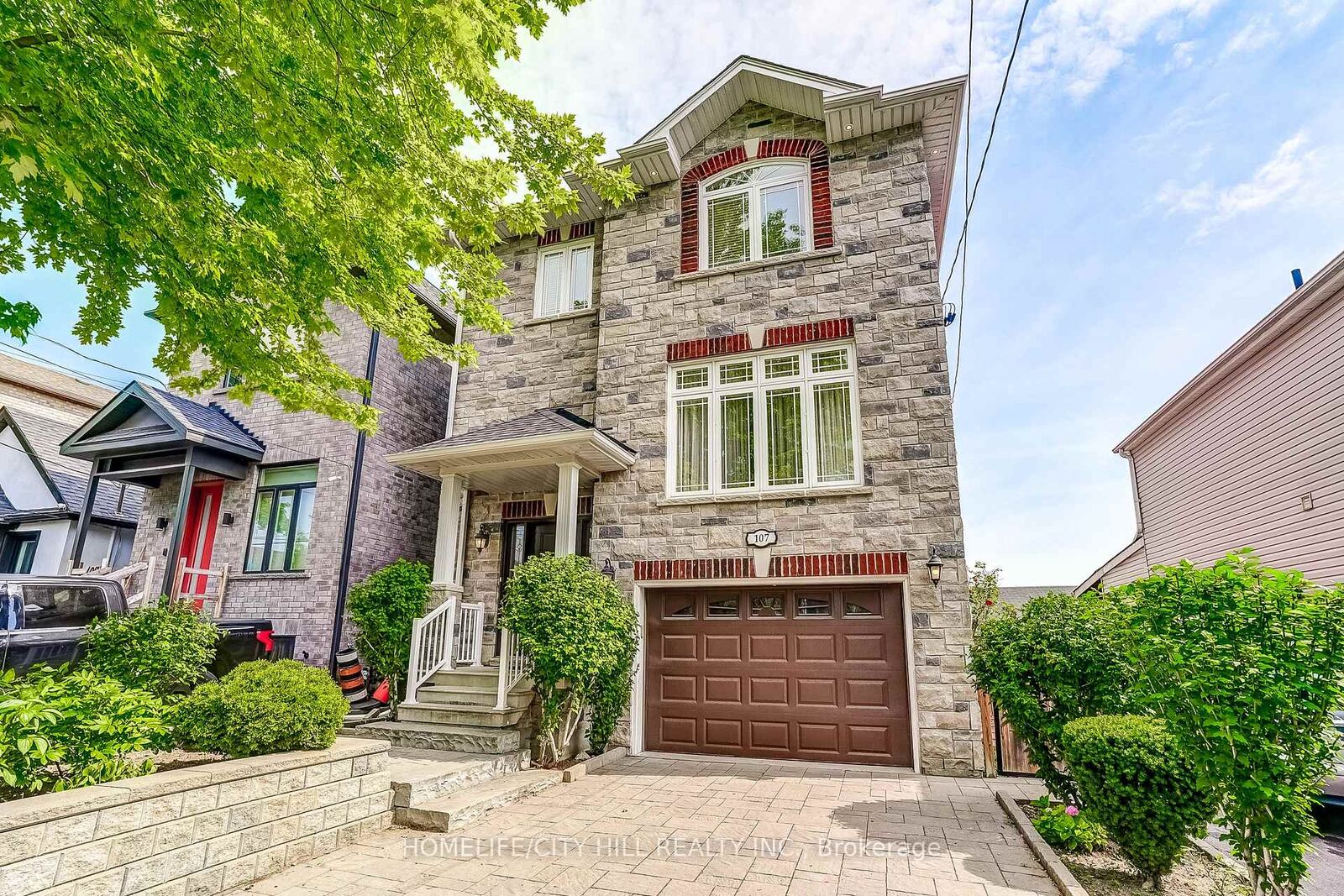Property Photo: 107 Brownville Avenue ON M6N 4L2