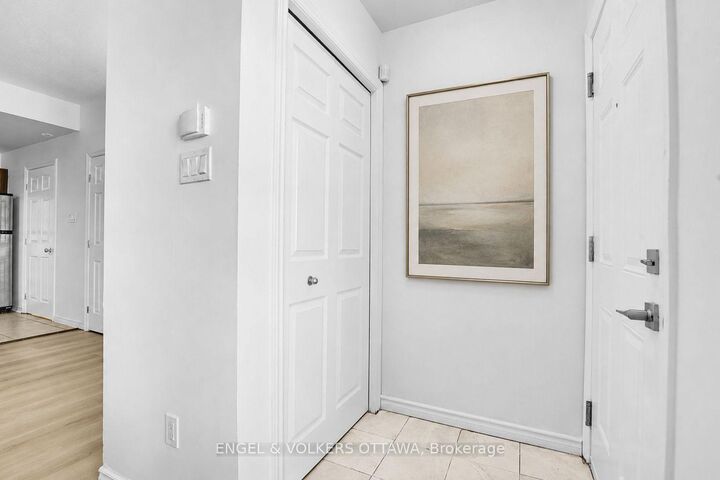 Property Photo: 165 Waterbridge Drive 5 ON K2G 7G3