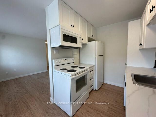 Property Photo: 1172 Hamilton Road 208 ON N5W 1A9
