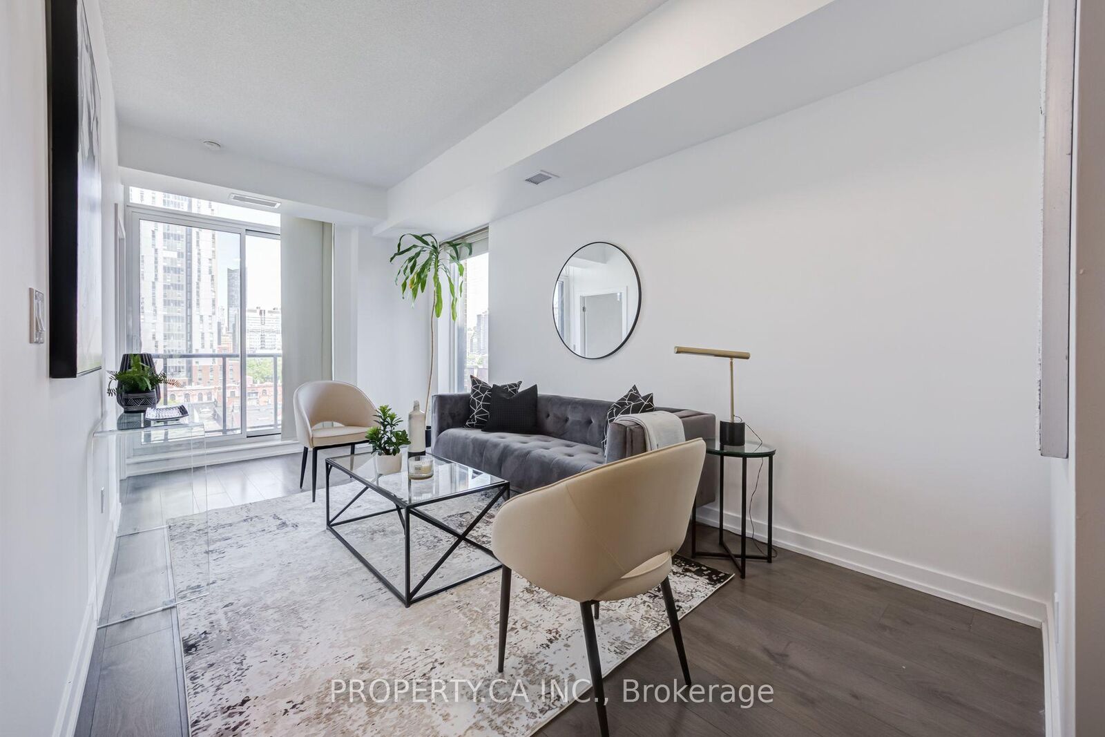 Property Photo: 297 College Street 707 ON M5T 0C2