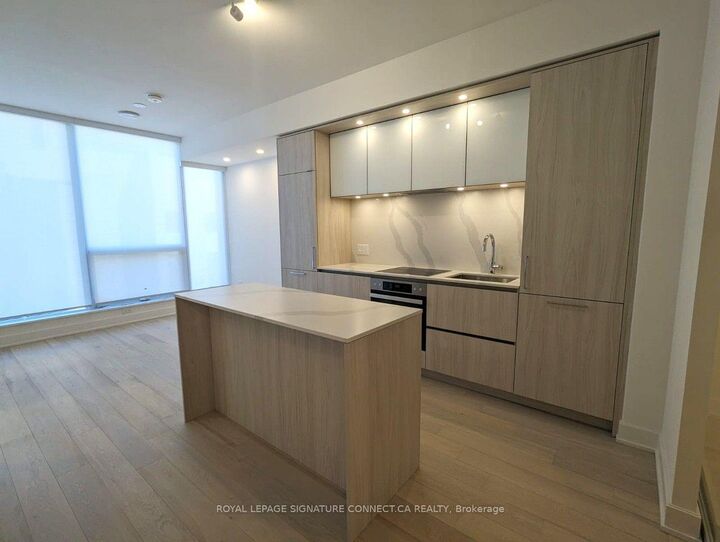 Photo de la propriété:  15 Mercer Street 1607  ON M5V 1H2 