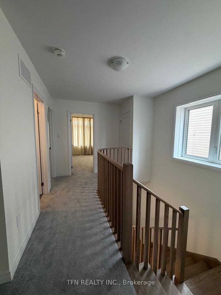 Property Photo: 107 Holder Drive ON N3T 0W3