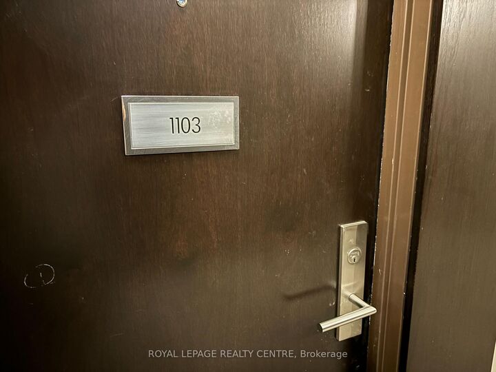 60 Absolute Avenue 1103 — photo 1