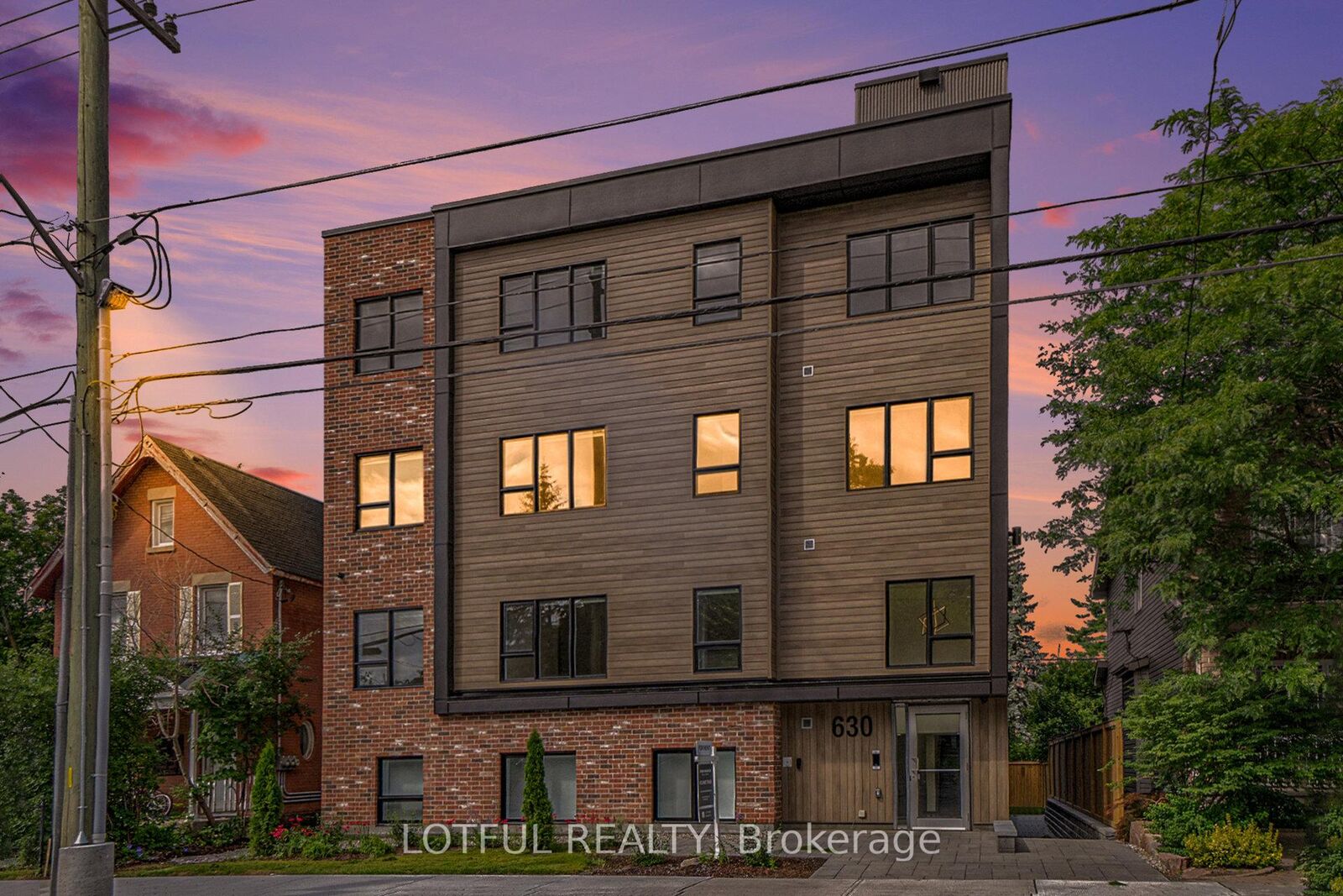 Property Photo: 630 Churchill Avenue N 304 ON K1Z 5E8