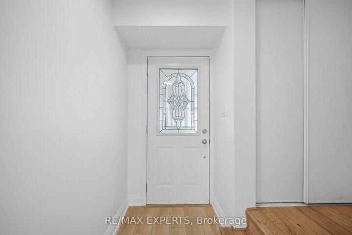 Property Photo:  103 Guthrie Crescent  ON L1P 1A6 