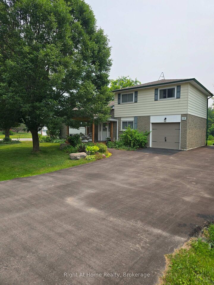 17 Crestview Avenue — photo 1