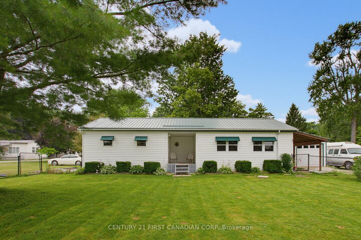 Property Photo:  9279 Hacienda Road 2  ON N5H 2R1 