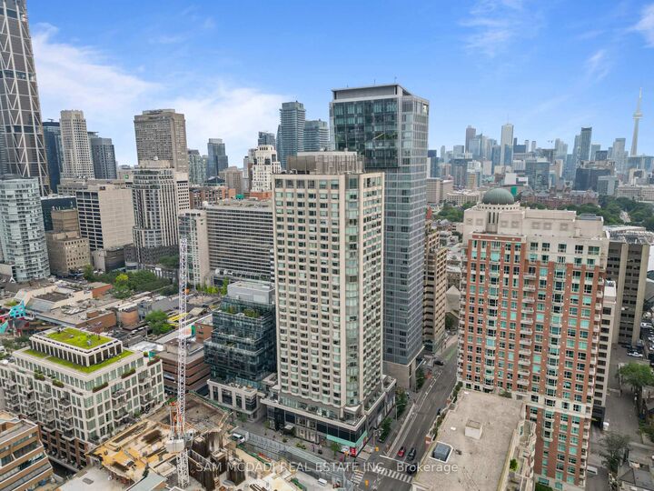 155 Yorkville Avenue 704 — photo 1