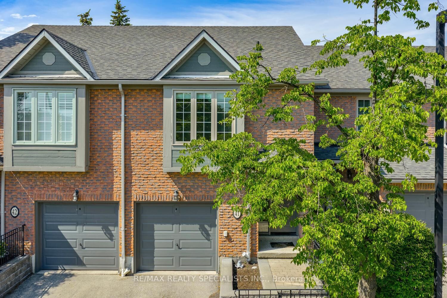 Property Photo:  3100 Fifth Line W 41  ON L5L 5V5 