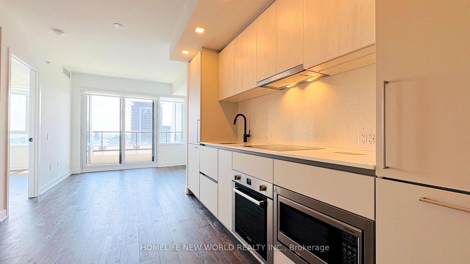 Property Photo:  609 Sherbourne Street 3301  ON M4X 0A4 