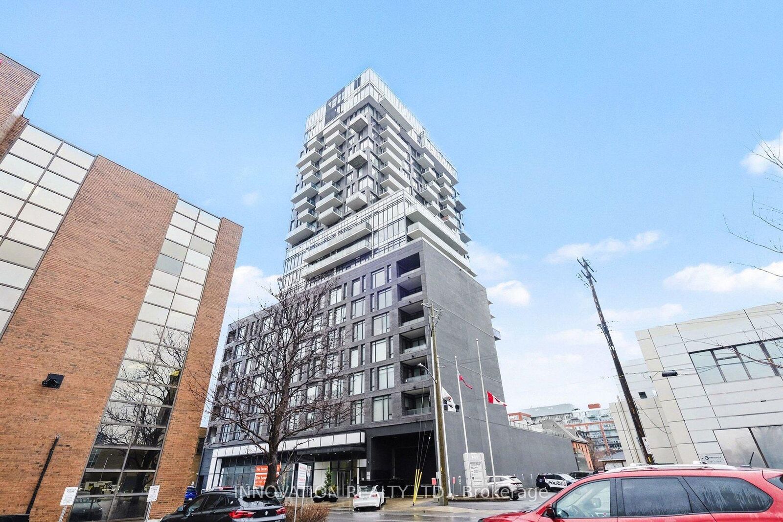 Property Photo: 203 Catherine Street 411 ON K2P 1C3