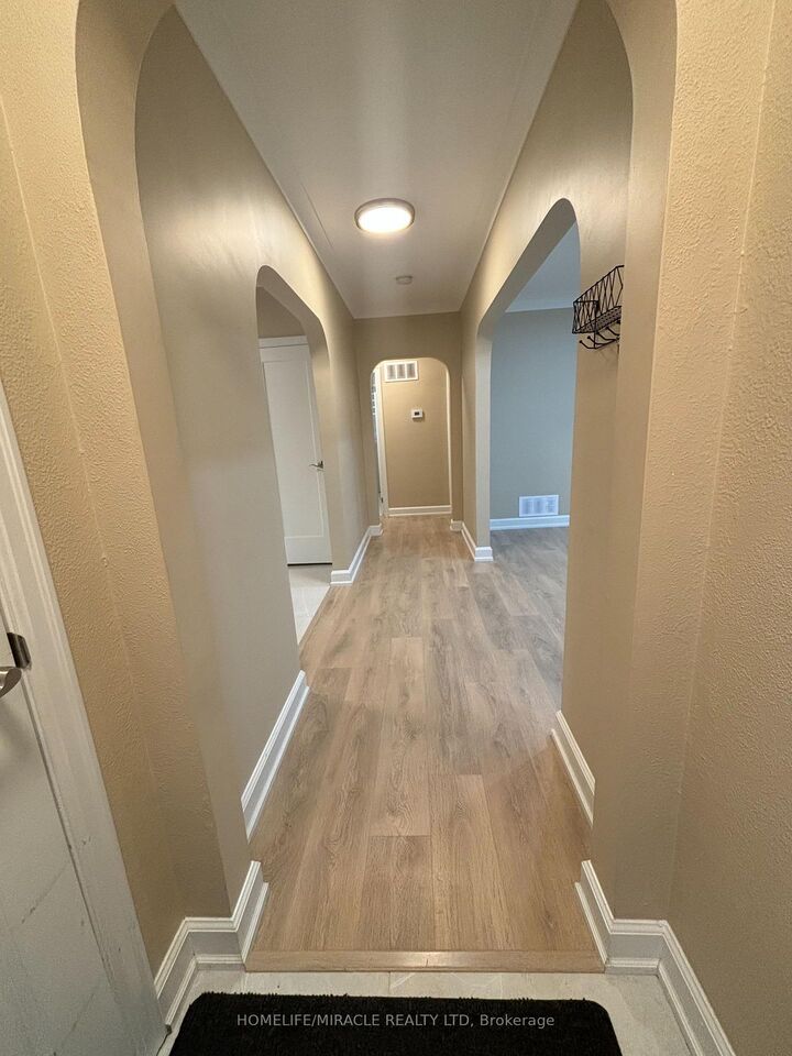 Property Photo: 54 Hawman Avenue Upper Floor Suite ON L4L 1S2