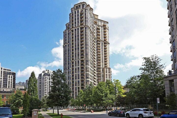 Property Photo: 80 Harrison Garden Boulevard 116 ON M2N 7E3