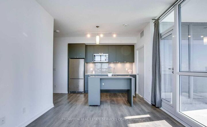 Property Photo:  56 Forest Manor 1404  ON M2J 1M6 
