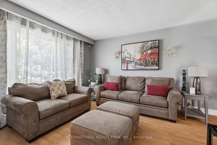 Property Photo: 29 Jamieson Drive ON L0N 1R0