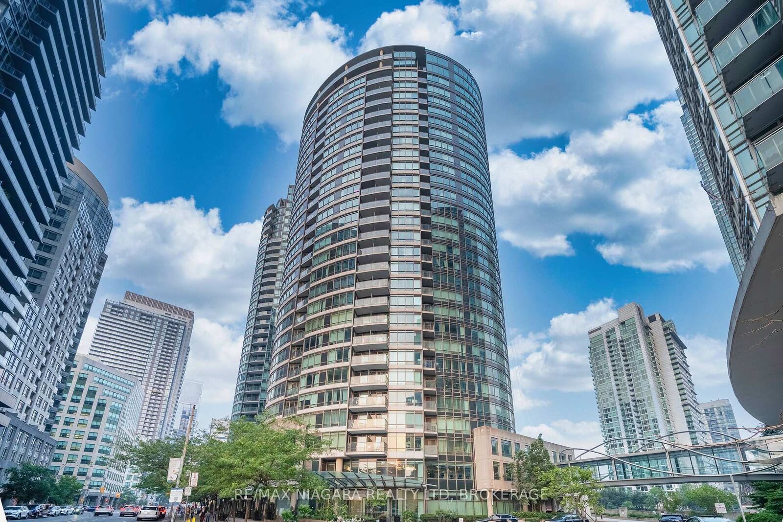 Property Photo: 361 Front Street W 3603 ON M5V 3R5