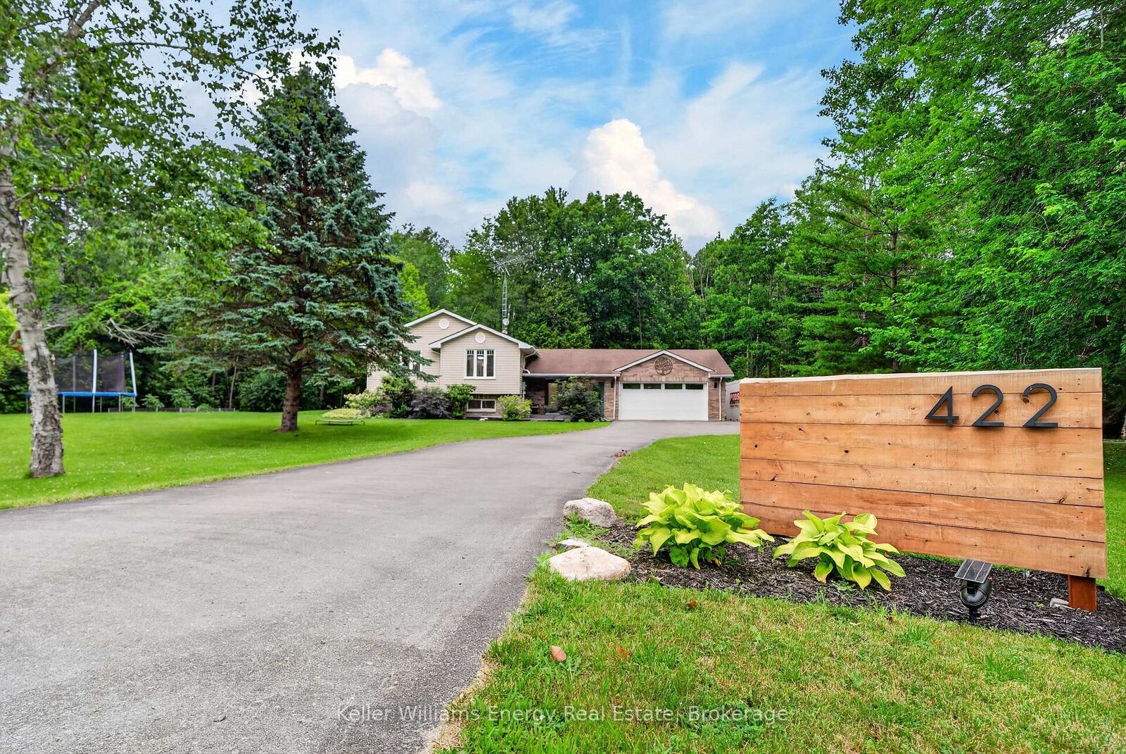 Property Photo: 422 Gardenville Road ON K0K 1L0